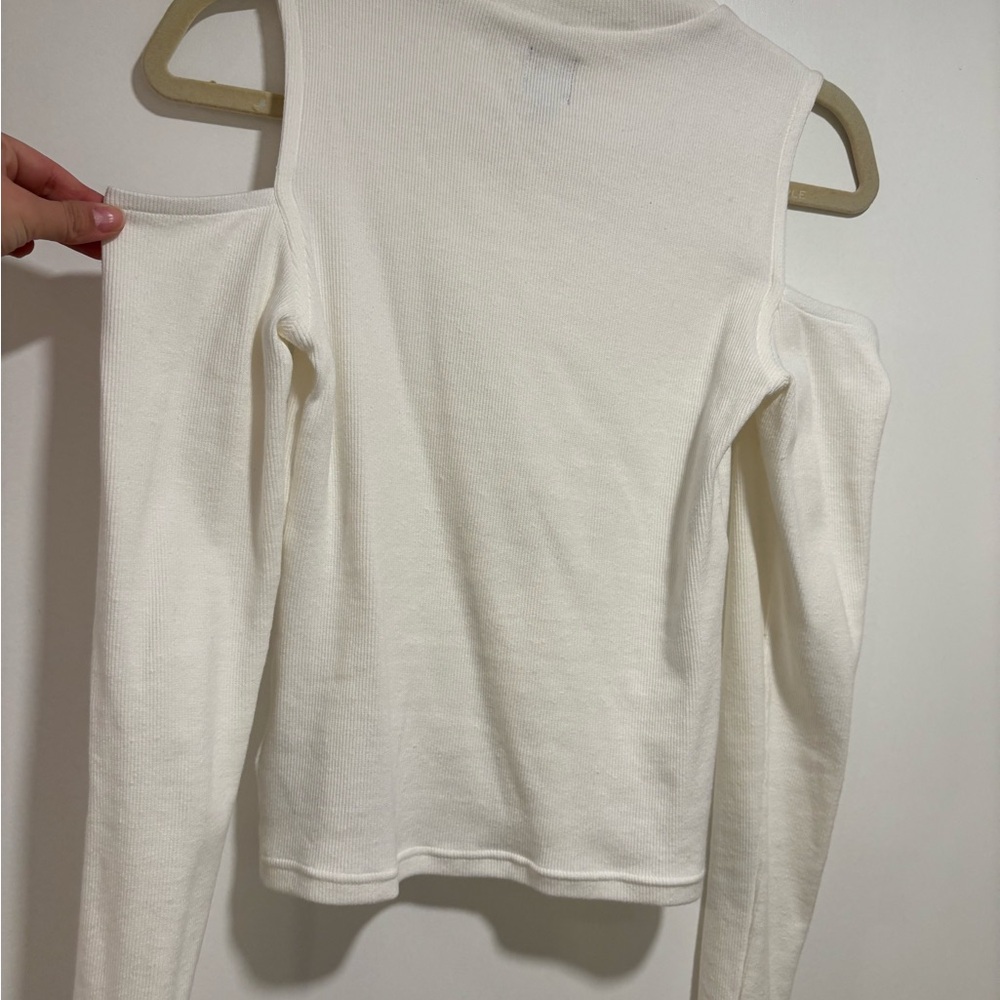 Mockneck Rib Cold Shoulder Top - Picture 10 of 10